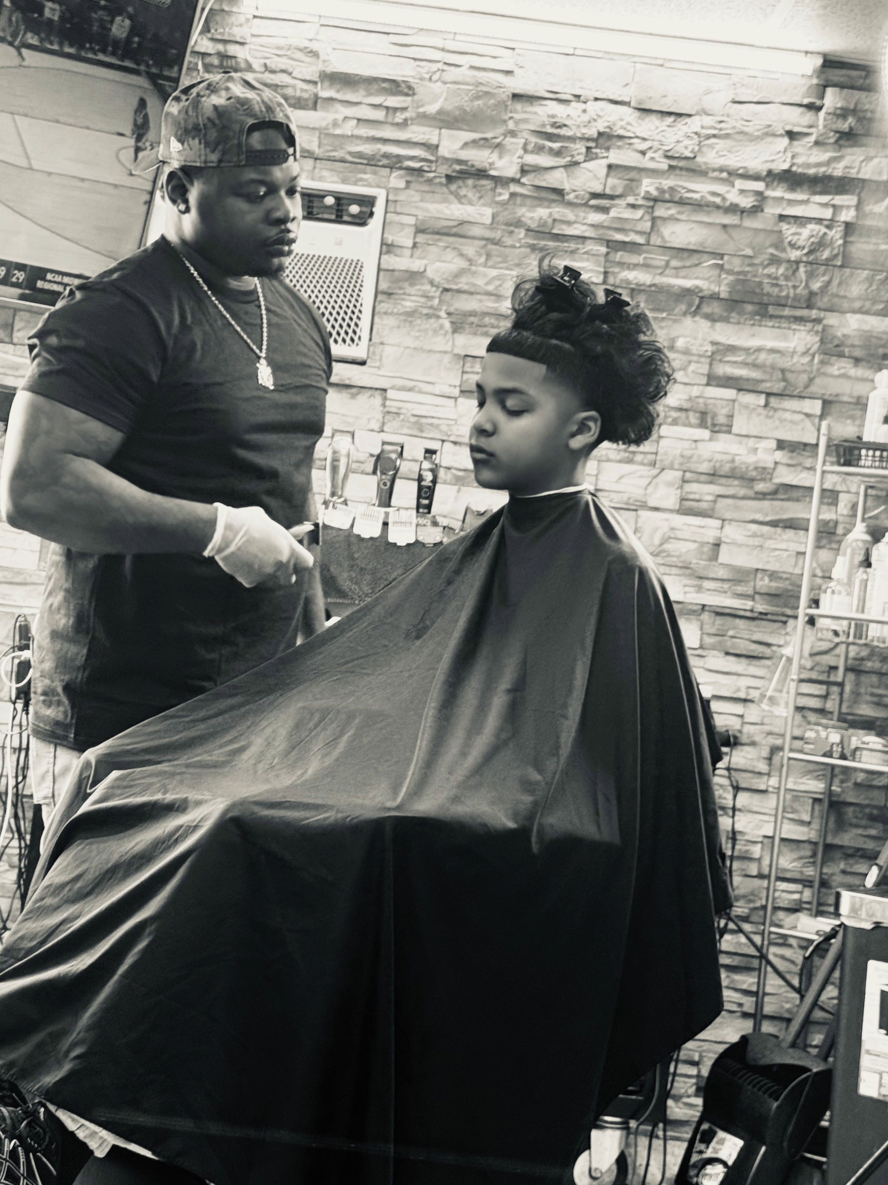 skin fade haircut Lansing MI - Rizzle Cutz barbershop