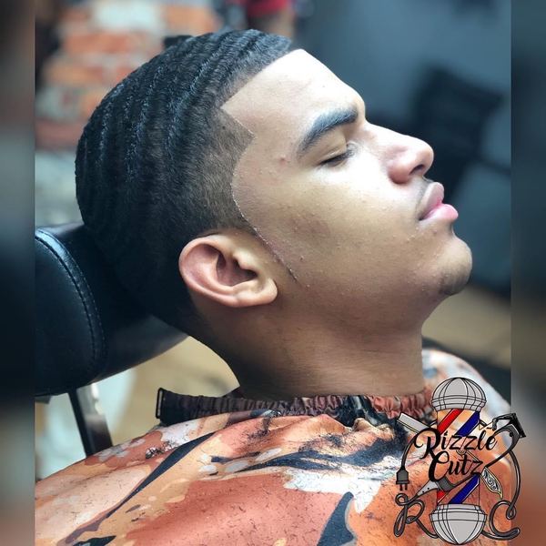 precision fade lineup Rizzle Cutz Lansing MI